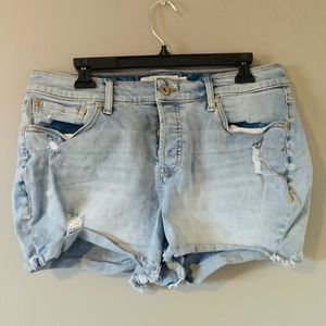 Light wash torrid distressed jean shorts